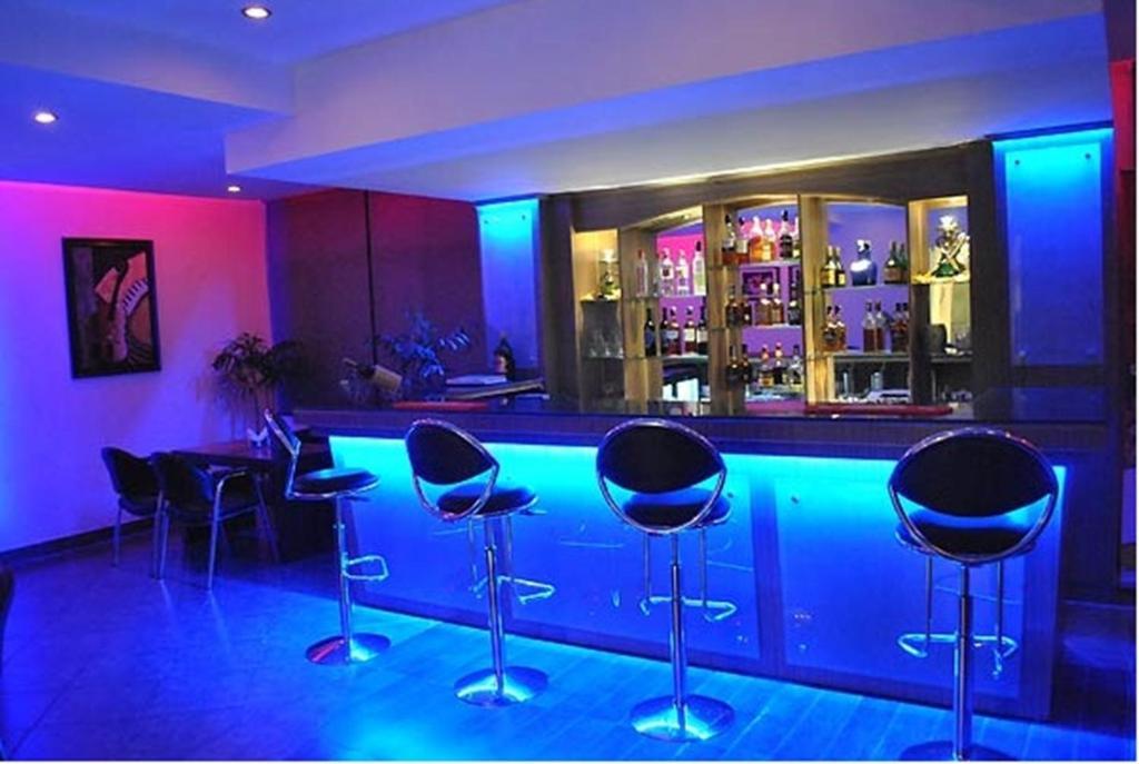 Treebo Trend Gk Conifer Hotel Дхарамсала Екстериор снимка