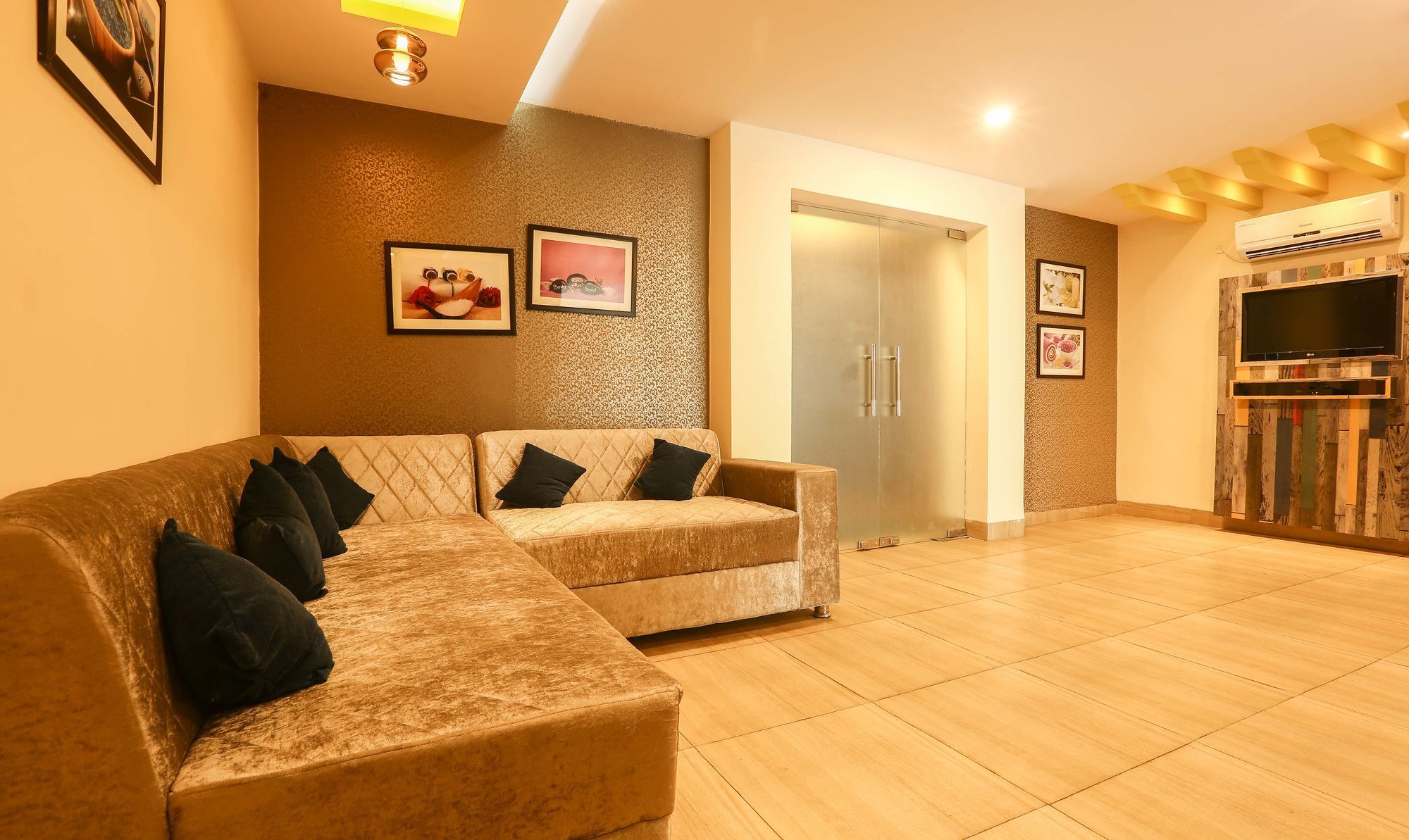 Treebo Trend Gk Conifer Hotel Дхарамсала Екстериор снимка